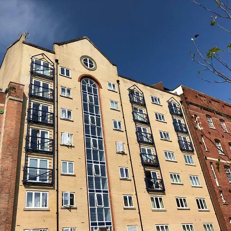 아파트 Mill House